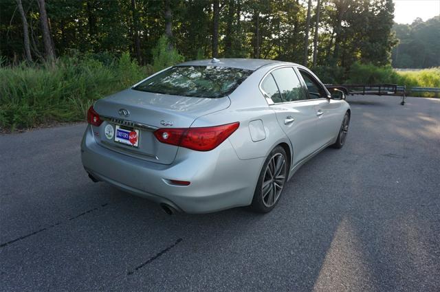 Photo of 2014 Liquid Platinum INFINITI Q50