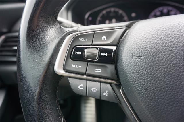 Photo of 2022 Platinum White Pearl Honda Accord
