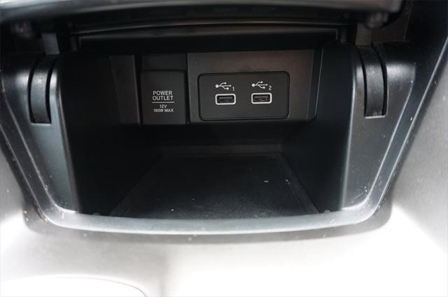 Photo of 2022 Platinum White Pearl Honda Accord