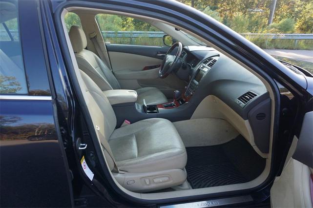 Photo of 2008 Blue Lexus ES 350