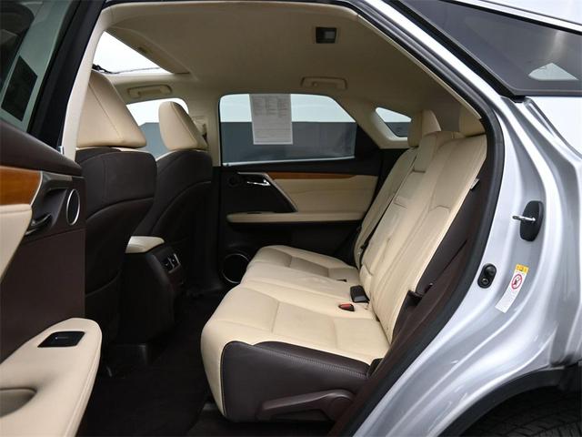 Photo of 2019 Silver Lining Metallic Lexus RX 350