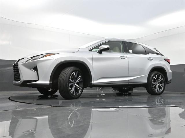 Photo of 2019 Silver Lining Metallic Lexus RX 350