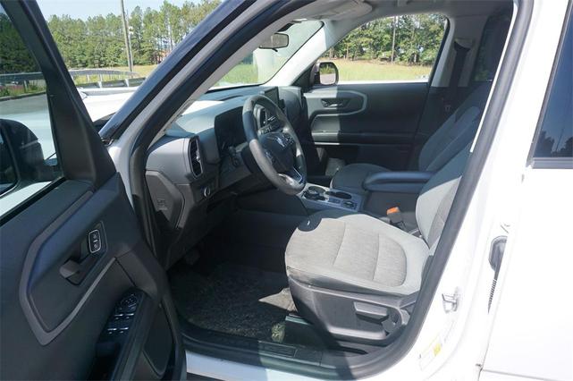 Photo of 2022 Oxford White Ford Bronco Sport