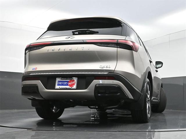Photo of 2023 Warm Titanium INFINITI QX60