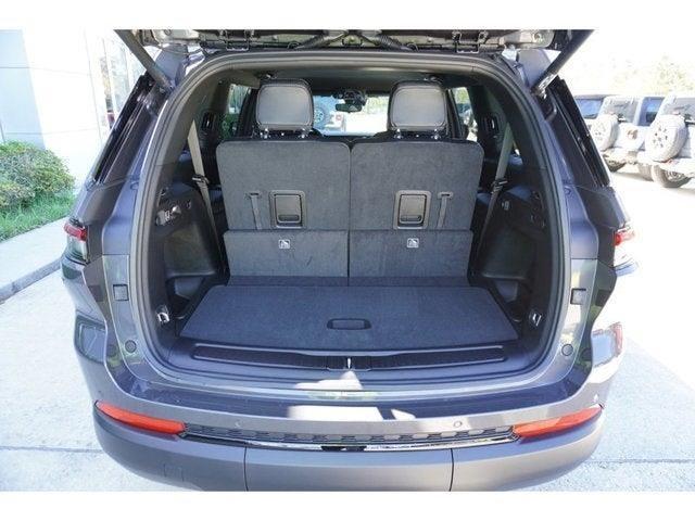 Photo of 2024 Gray Jeep Grand Cherokee L