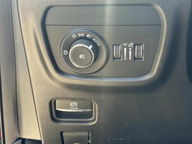 Photo of 2023 Velvet Red Pearlcoat Jeep Grand Cherokee L