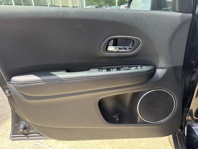 Photo of 2019 Black Honda HR-V