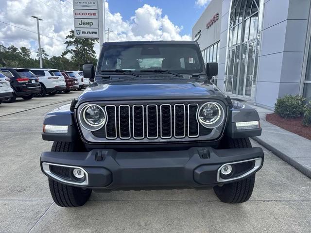 Photo of 2025 Granite Crystal Clearcoat Metallic Jeep Wrangler