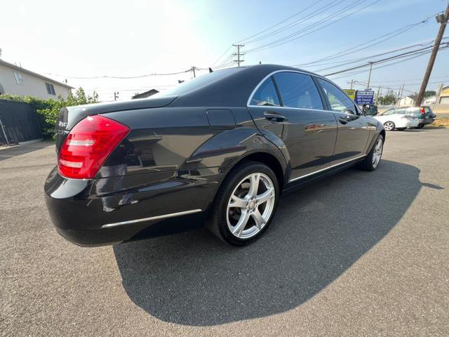Photo of 2013 Black Mercedes-Benz S-Class