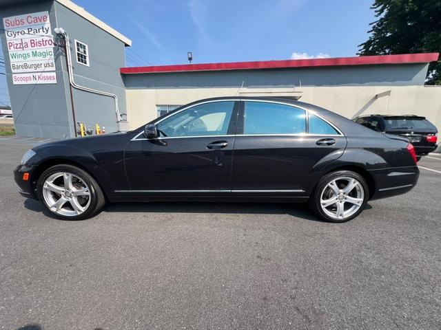 Photo of 2013 Black Mercedes-Benz S-Class