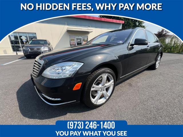 Photo of 2013 Black Mercedes-Benz S-Class