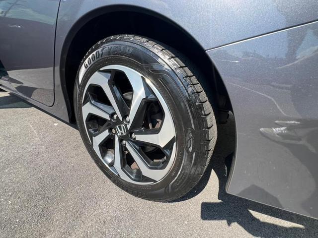 Photo of 2017 Modern Steel Metallic Honda Accord