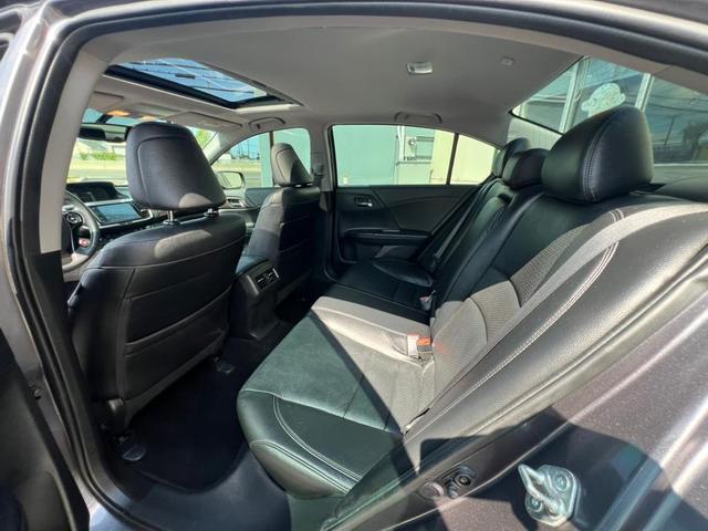 Photo of 2017 Modern Steel Metallic Honda Accord
