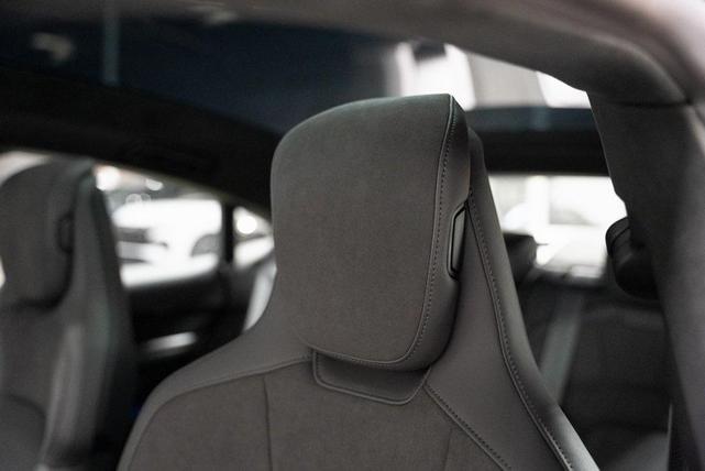 Photo of 2024 Jet Black Metallic Porsche Taycan