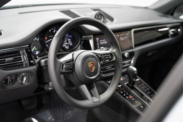 Photo of 2024 Dolomite Porsche Macan