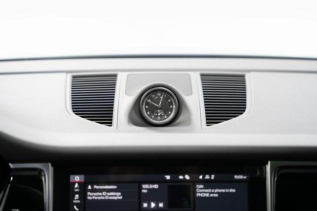 Photo of 2024 Dolomite Porsche Macan
