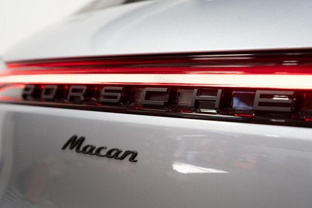 Photo of 2024 Dolomite Porsche Macan