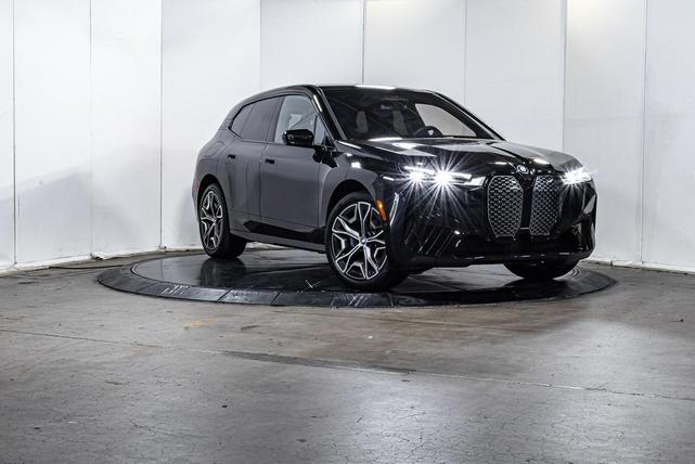 Photo of 2025 Black Sapphire Metallic BMW iX