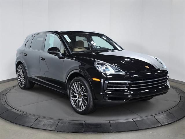 Photo of 2022 Black Porsche Cayenne