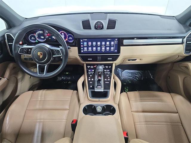 Photo of 2022 Black Porsche Cayenne