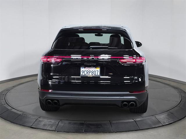 Photo of 2022 Black Porsche Cayenne