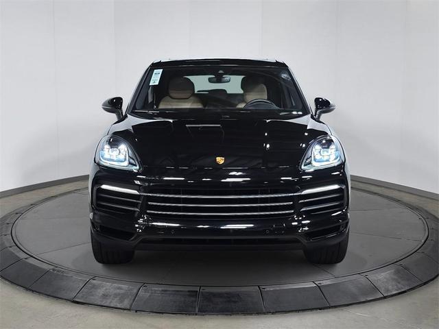Photo of 2022 Black Porsche Cayenne