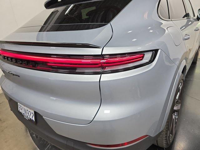 Photo of 2024 Dolomite Silver Metallic Porsche Cayenne