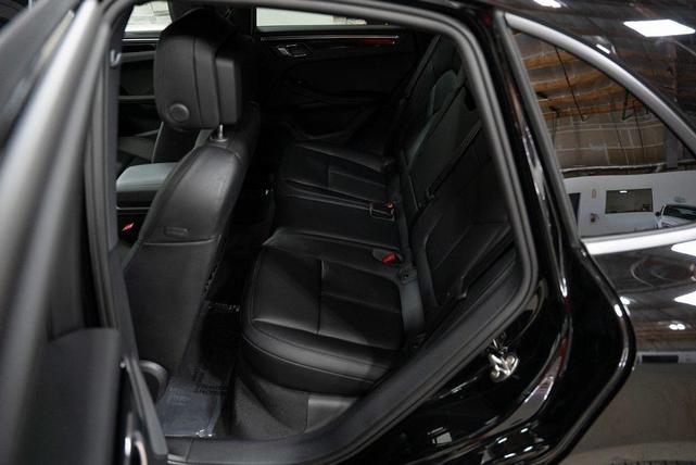 Photo of 2024 Black Porsche Macan