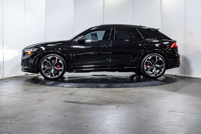 Photo of 2024 Mythos Black Metallic Audi RS Q8