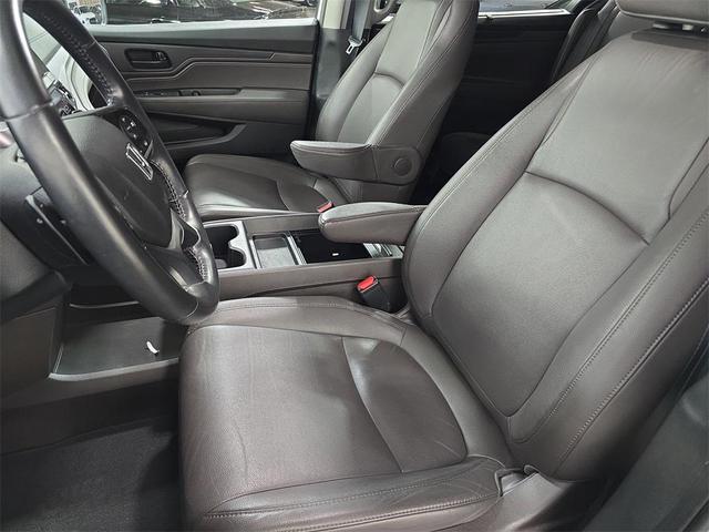 Photo of 2019 Lunar Silver Metallic Honda Odyssey