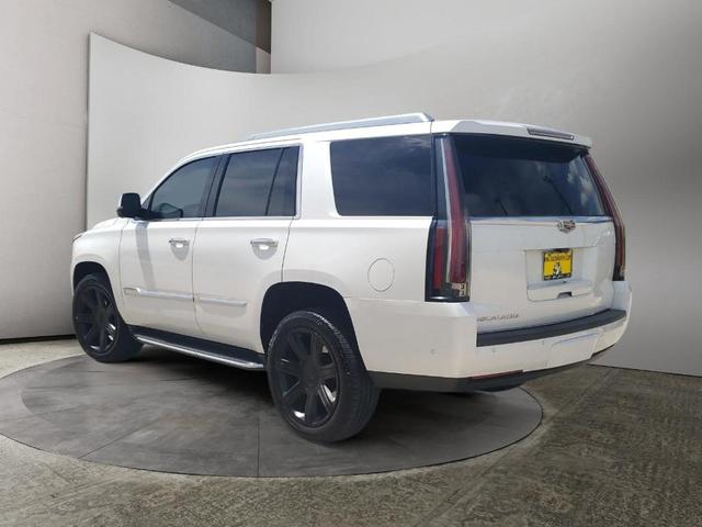 Photo of 2020 Crystal White Tri-Coat Cadillac Escalade