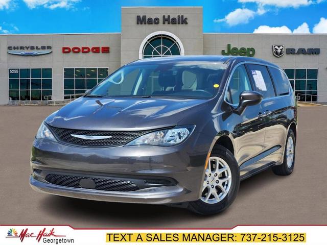 2022 Chrysler Voyager
