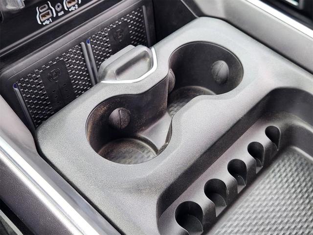 Photo of 2025 Granite Crystal Clearcoat Metallic RAM 2500