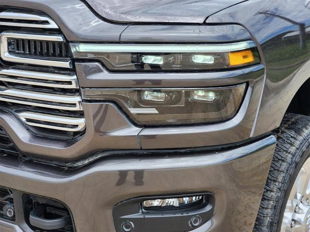 Photo of 2025 Granite Crystal Clearcoat Metallic RAM 2500