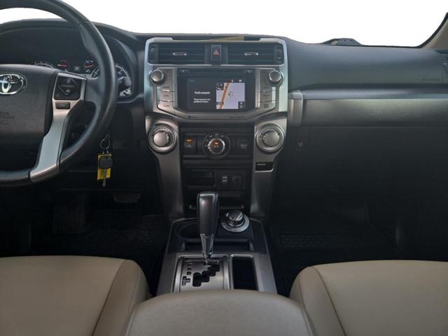 Photo of 2018 White Toyota 4Runner
