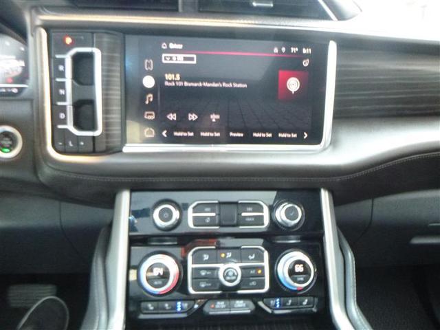 Photo of 2022 Hunter Metallic GMC Yukon XL