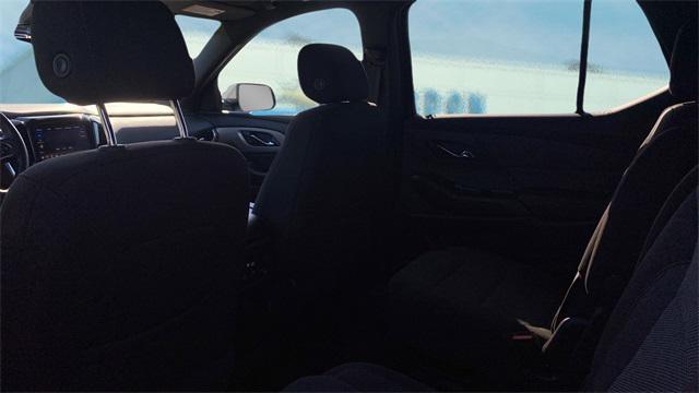 Photo of 2023 Gray Chevrolet Traverse