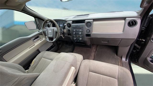 Photo of 2010 Black Ford F-150