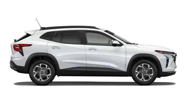 Photo of 2026 White Chevrolet Trax