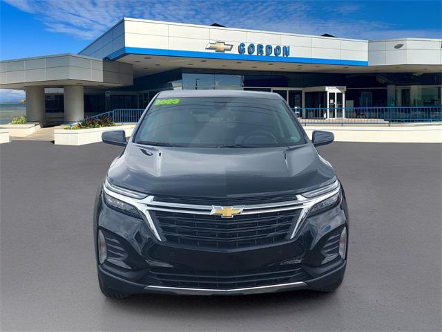 Photo of 2023 Black Chevrolet Equinox