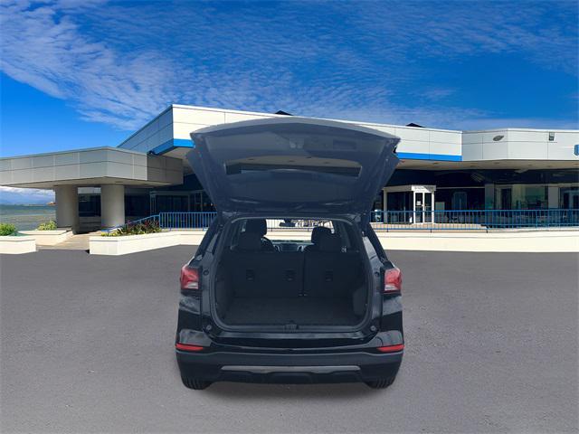 Photo of 2023 Black Chevrolet Equinox