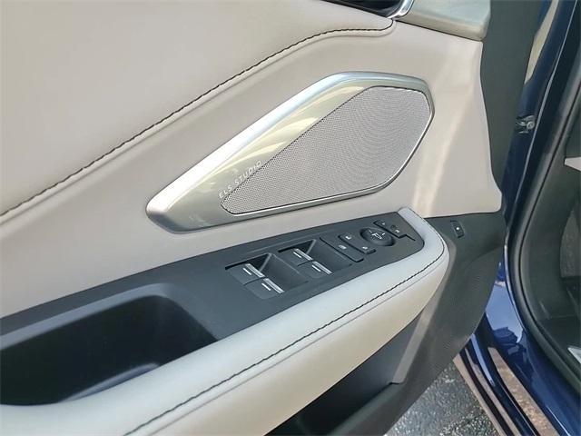 Photo of 2023 Blue Acura RDX