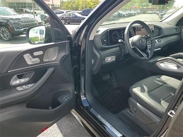 Photo of 2024 Black Mercedes-Benz GLE 350