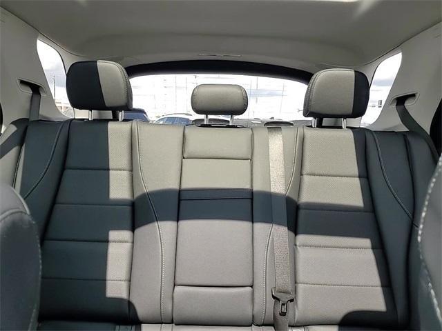 Photo of 2024 Black Mercedes-Benz GLE 350