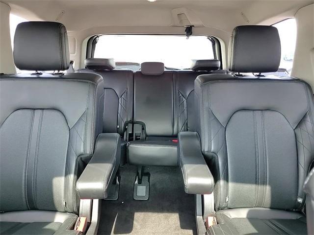 Photo of 2019 Magnetic Ford Expedition