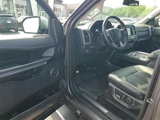 Photo of 2019 Magnetic Ford Expedition