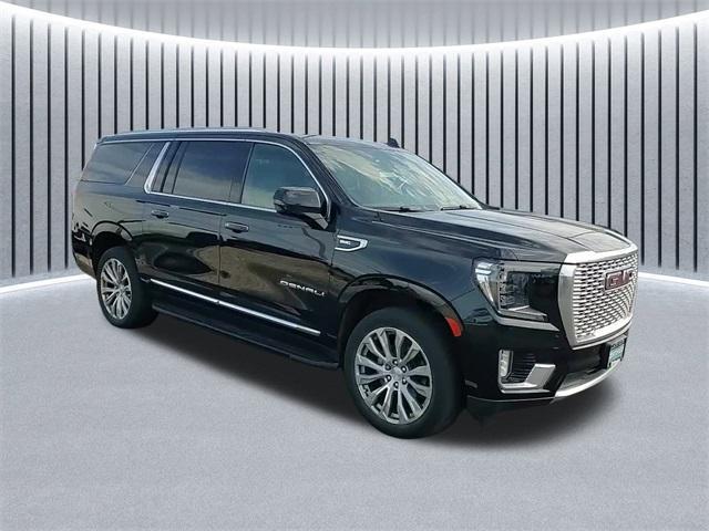 Photo of 2022 Onyx Black GMC Yukon XL