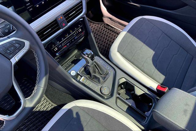 Photo of 2025 Cornflower Blue Volkswagen Taos