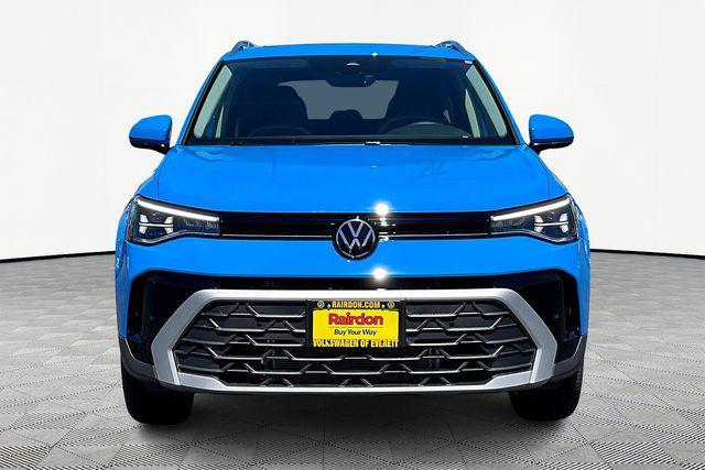 Photo of 2025 Cornflower Blue Volkswagen Taos