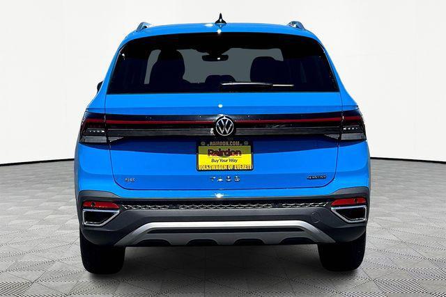Photo of 2025 Cornflower Blue Volkswagen Taos